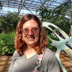 Meet your Posher, Kira